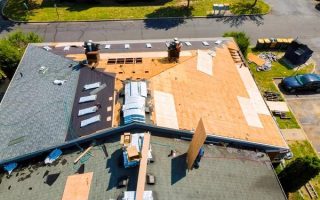 Roof Replacement Contractors: Key Factors to Consider