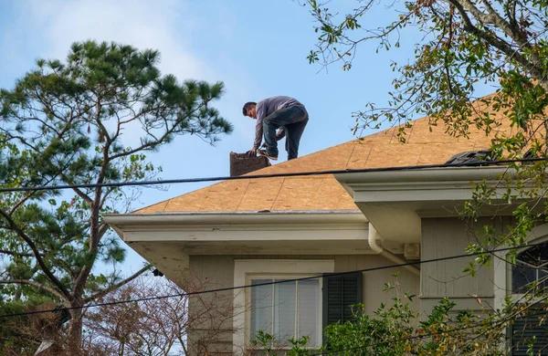 Green Vista Roofing: Your Partner for Roof Repairs and Replacements