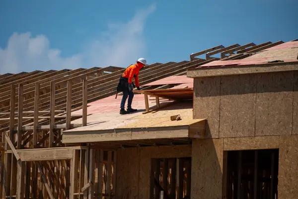 Efficient Roof Installation Services in Tyler – Get Your Free Quote