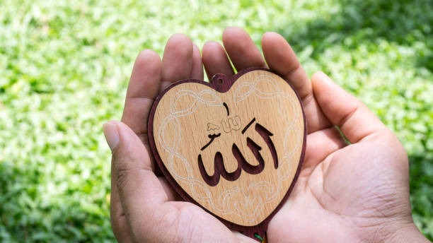 How the Hamakom Poster Brings Comfort and Strength to Mourning Families